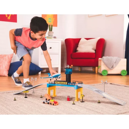 Driven , Airport Playset with Toy Airplane , 32 pcs '