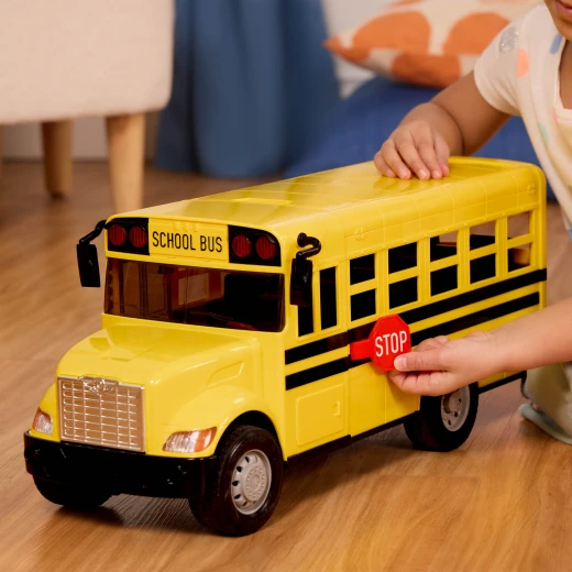 Driven , R/C Standard School Bus '