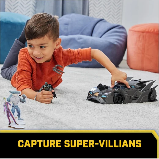 Spin Master | DC Comics, Crusader Batmobile Playset with Exclusive 4-inch Batman Figure, 3 Super-Villain Paper Figures '